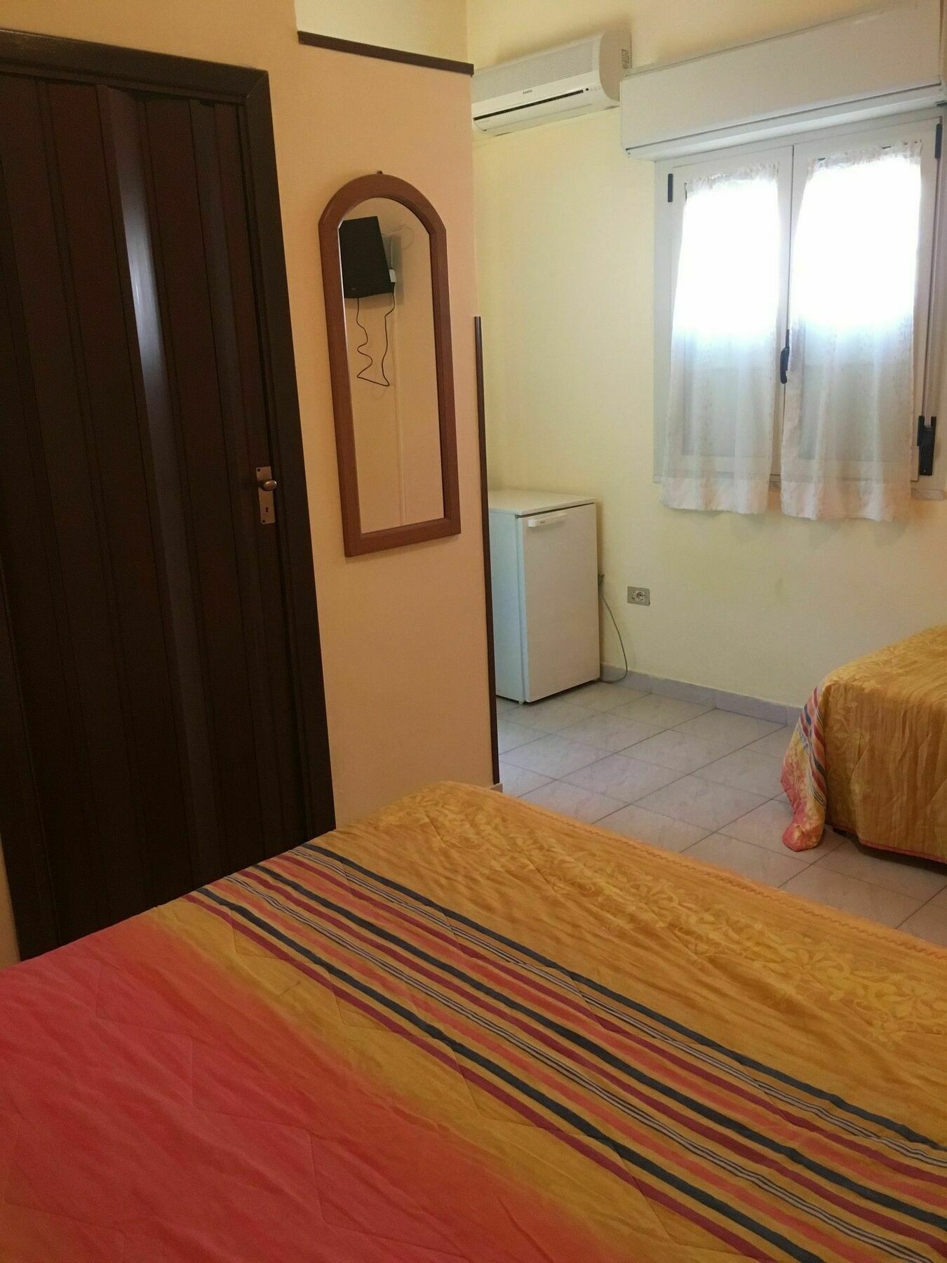 B&B Baia Dello Stretto Gallico Marina Eksteriør bilde